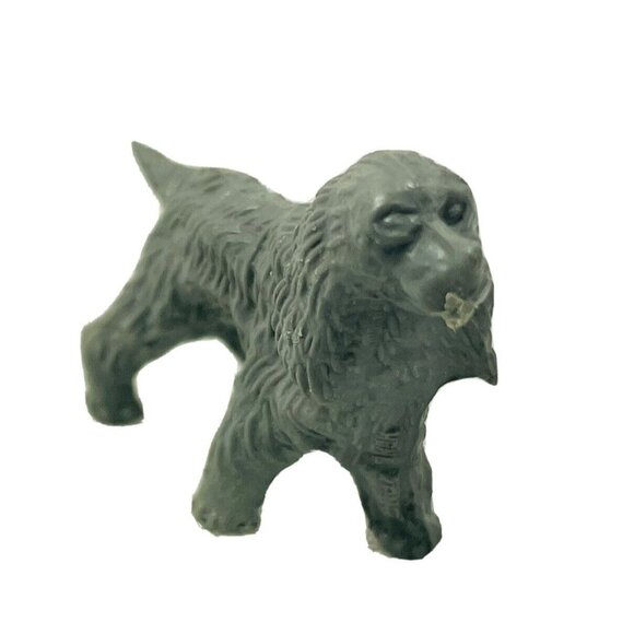 Vintage Toy Cocker Spaniel Dog Figurine Solid Hard Acrylic Plastic Gray 1x1 Inch - Picture 1 of 8